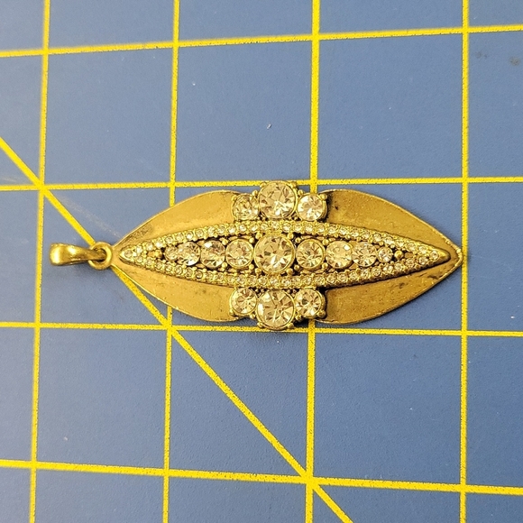 Vintage Oval Rhinestone 3 x 1' Datk Gold Tone Pendant Charm - Picture 1 of 4